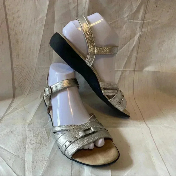 Mephisto Relax Shimmer Nubuck Sandals Size 38 - Picture 2 of 14